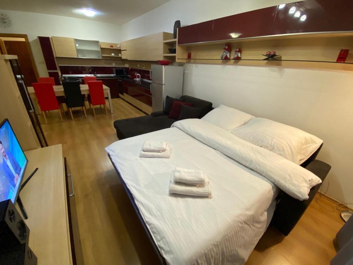 Apartmán Veľká Lomnica B8 Apartamento Exterior foto
